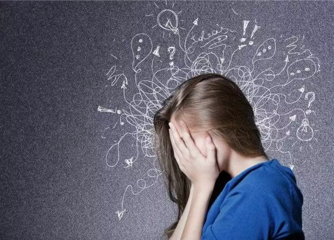 7 Reasons Why You Might Have Teeth Falling Out Dream 3 7 Reasons Why You Might Have Teeth Falling Out Dream 1