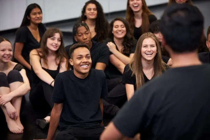Christ University Organizes Kikimazu- Connecting Christie's 2 Performing arts students