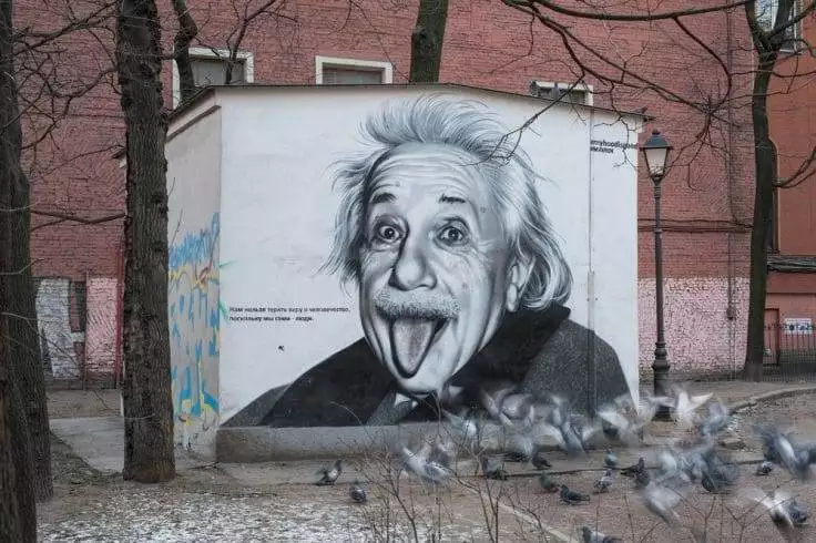 10 Signs of Brilliant Minds 5 Portrait of Albert Einstein with his tongue out