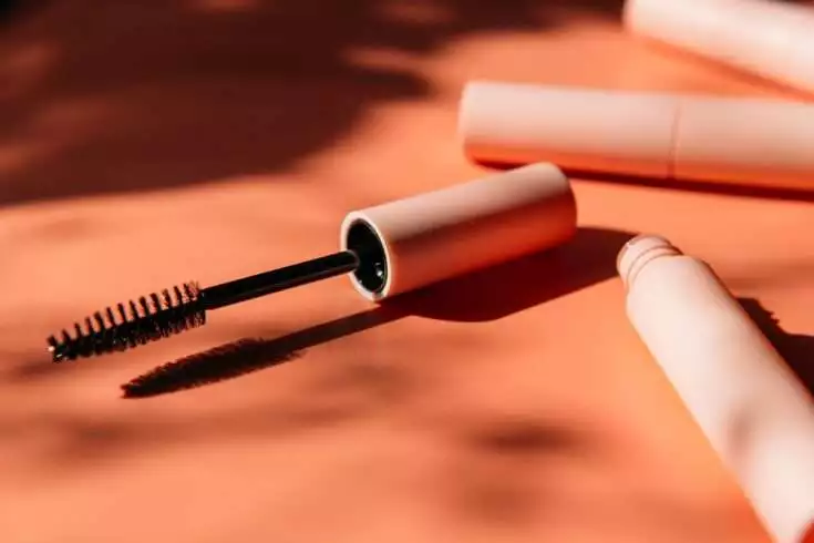 Mascara