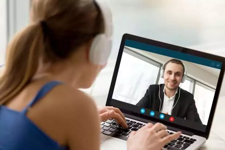 How To Survive a Long Distance Relationship 3 How To Survive a Long Distance Relationship 1
