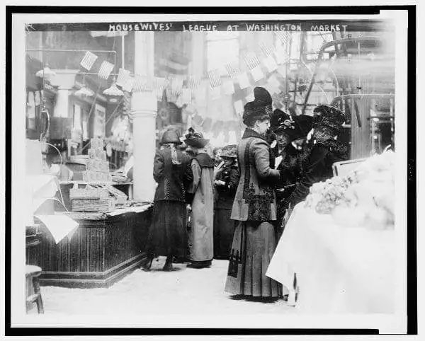 Antics of Consumerism- the Bread Buyer's Battle 1 Antics of Consumerism- the Bread Buyer's Battle 1