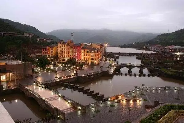 Explore Lavasa, With Zoomcar and Saffronstays 4