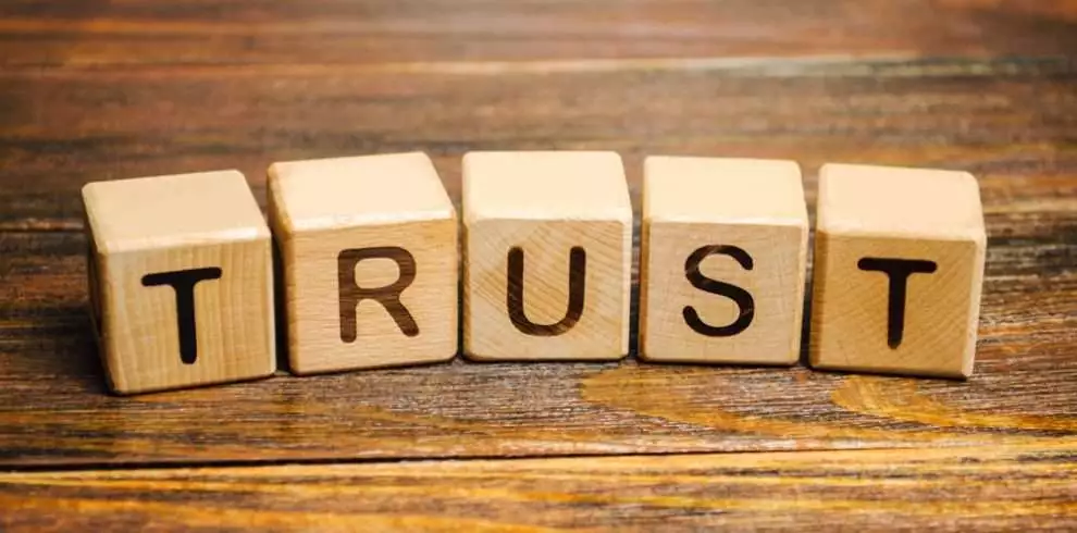 Dos and Don'ts of a Long Distance Relationship 3 Trust