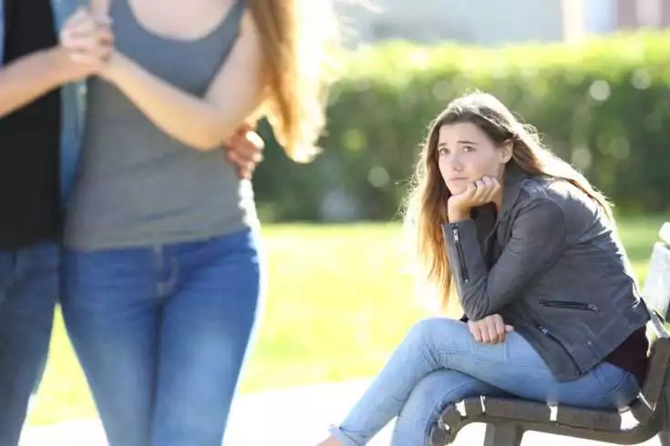 Singledom- Merits and Demerits 2 Single woman