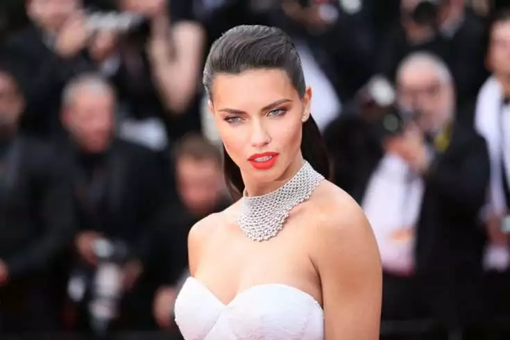 Top 5 Highest Paid Models 3 Adriana Lima