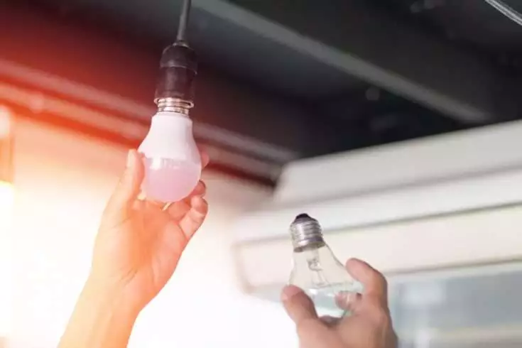 5 Easy Ways to Lower Your Electricity Bill 3 LED bulb