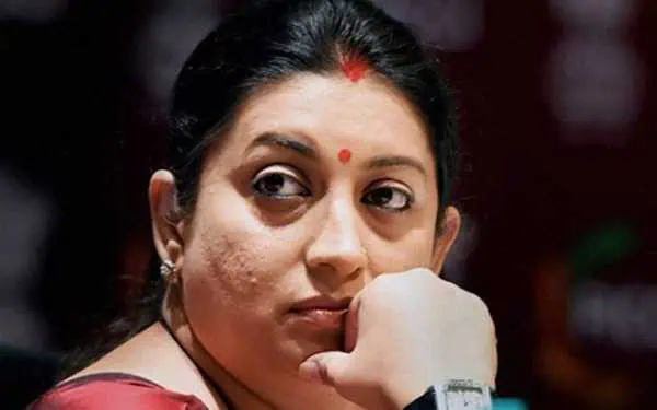 Smriti Irani No More the HRD Minister 4