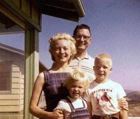advantages of a nuclear family