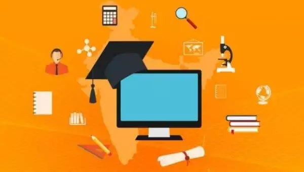 Distance Learning: Filling The Gap b/w Students And Institutes 4