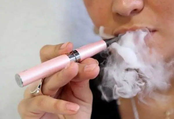5 Reasons To Switch To E-Cigarettes and Leave Smoking 2