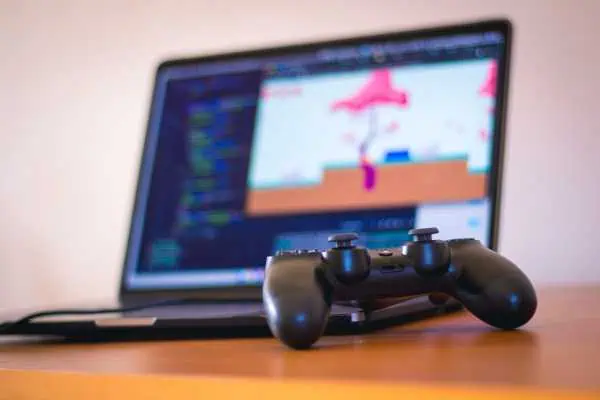 7 Best and Basic Peripherals for Your Gaming Laptop 2