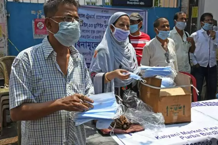 Masks distribution