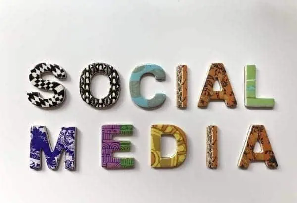 Social Media v/s Real Life: Top 9 Arguments 2