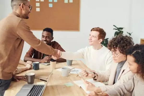 How to be Better Than the Average Person? 15 Great Ways 10 photo-of-people-doing-handshakes-3184429