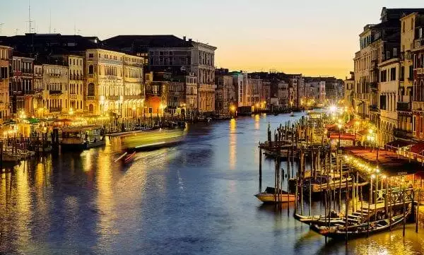 15 Best Places To See The Sunset In Venice 2