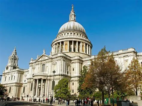 The Famous St. Paul's Cathedral And Its' Majestic Story 4