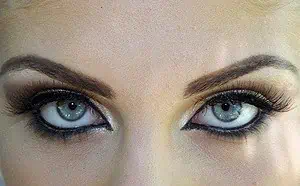 6 Easy False Eyelash Tips and Tricks 2 False eyelash tips and tricks