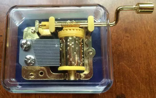 Getting Tired of Custom Music Box? 10 Sources of Inspiration 4