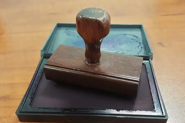 Notary Stamp: Every Citizen Should Know its Importance 2