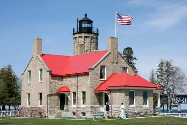 things to do in mackinaw city