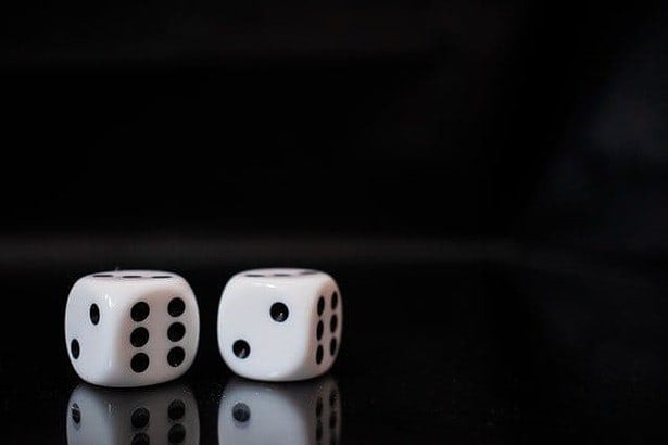 Online casinos vs Traditional casinos: which is better?  6