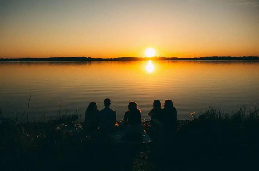 6 Amazing Sungazing Benefits and How to Practice It 1 sungazing benefits