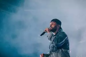 16 Feel-Good Songs to Get You in the Mood 7 songs to get you in the mood