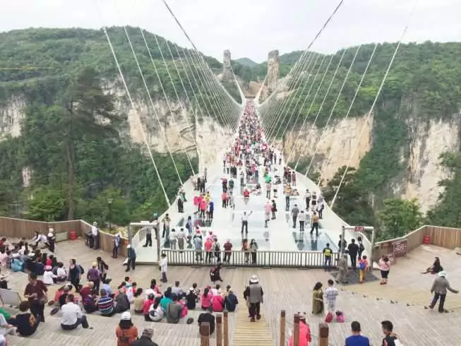 Glass Bridge 