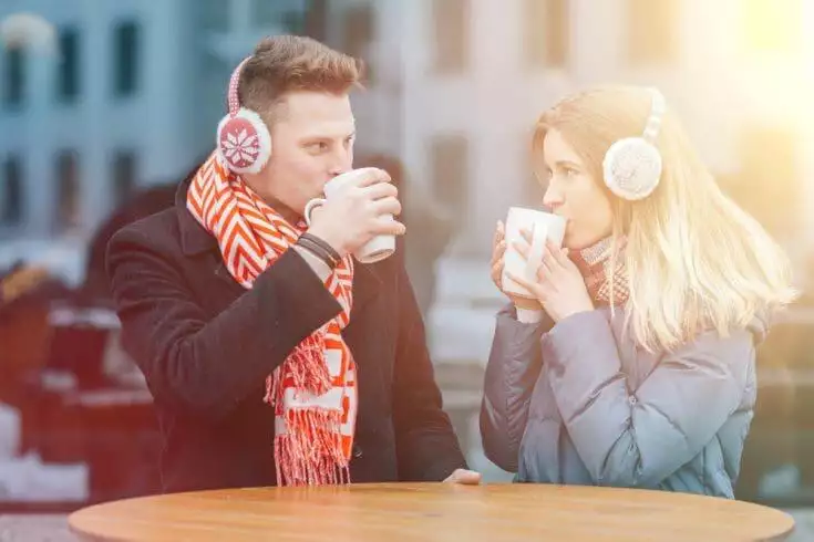 friends on date