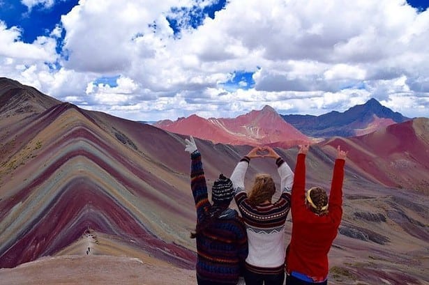 rainbow mountain peru