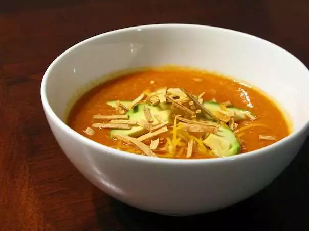 Tortilla chicken soup
