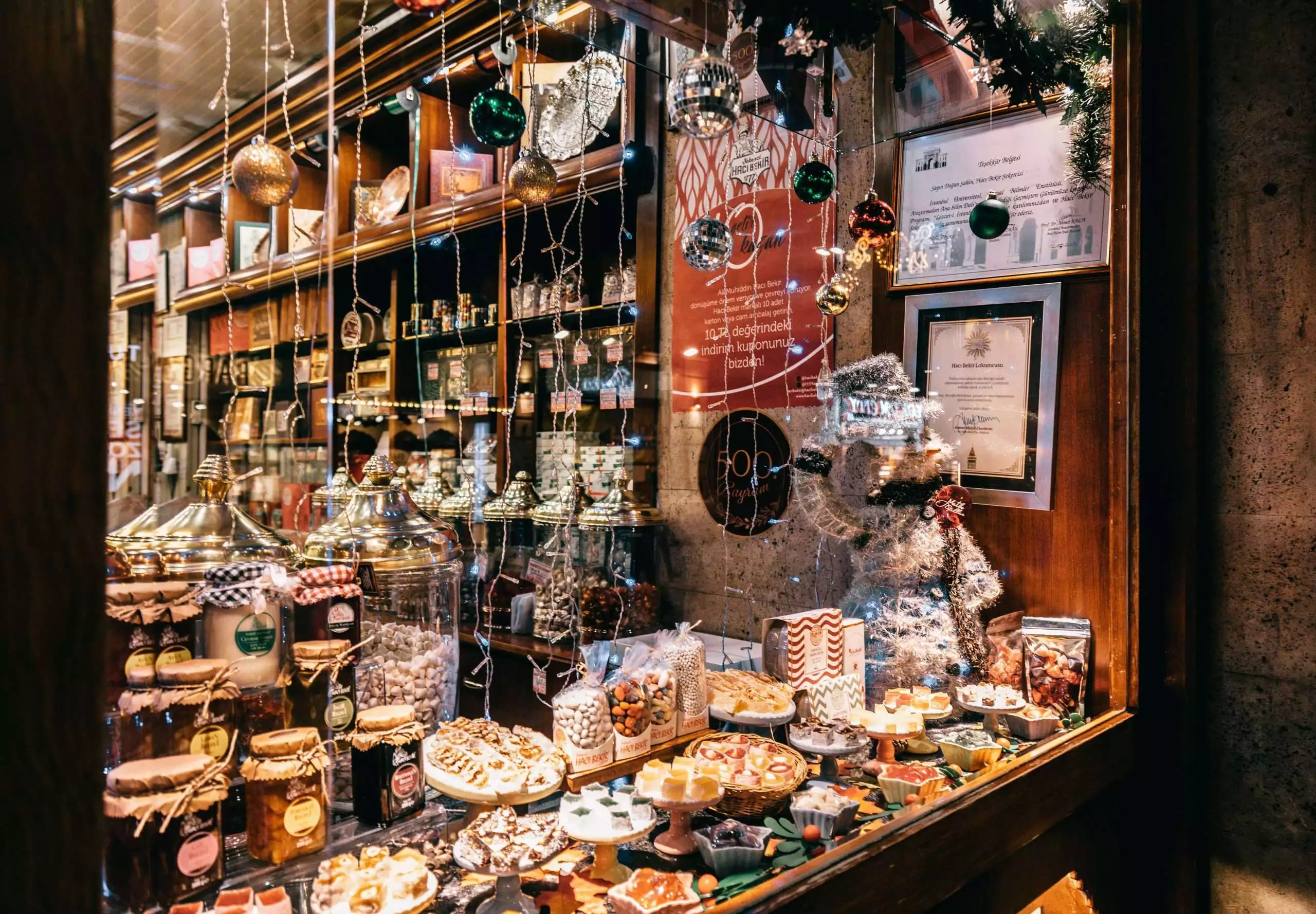 German Christmas Market - Top 11 Famous Markets to Explore 5 German Christmas Market - Top 11 Famous Markets to Explore 1