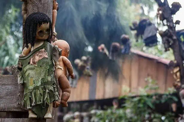 island of the dead dolls