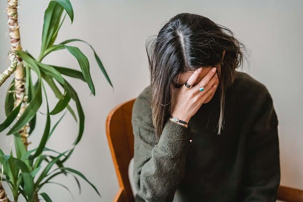 How to Deal With Stress as a Teenage Girl 2