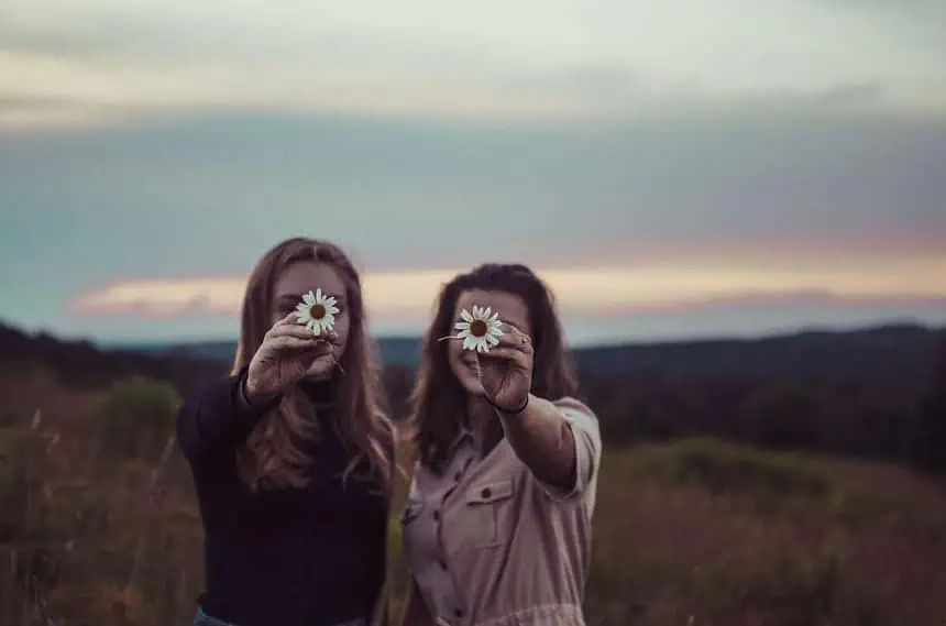 How to make friends as a teenager