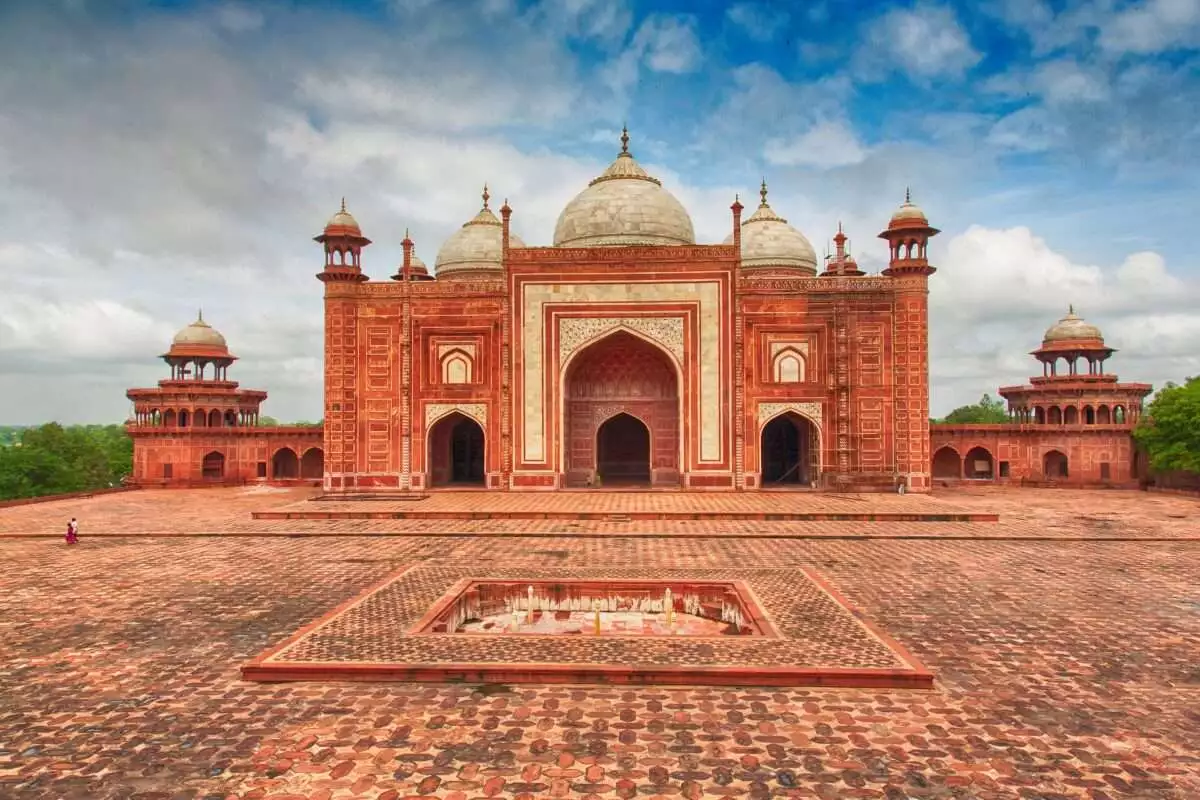 14 Amazing Places to Visit in Delhi 3