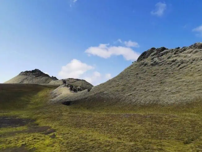 Which place is known as the roof of the world