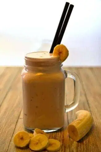 banana almond smoothie 