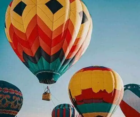 10 Best Hot Air Balloon Rides Around the World! 2