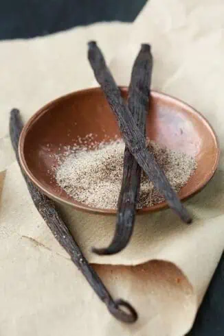 Where Does Vanilla Extract Come From: A Complete Guide 3 Vanilla beans