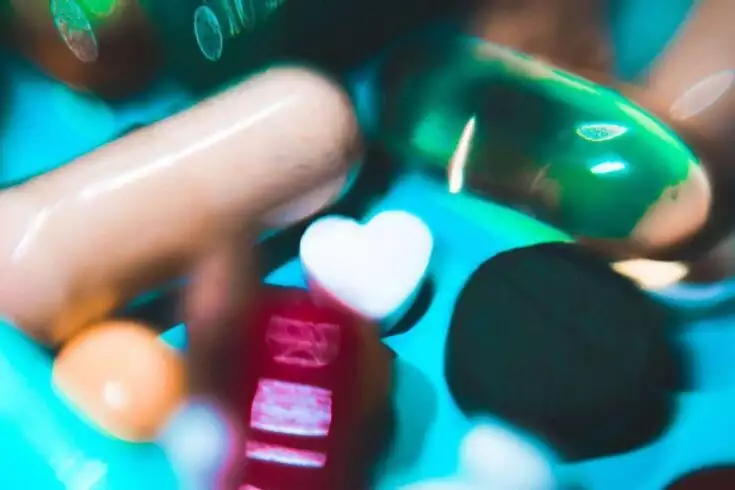 7 Serious Depression Symptoms in Women You Should Look Out For 5 Medications