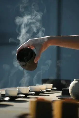 tea pouring