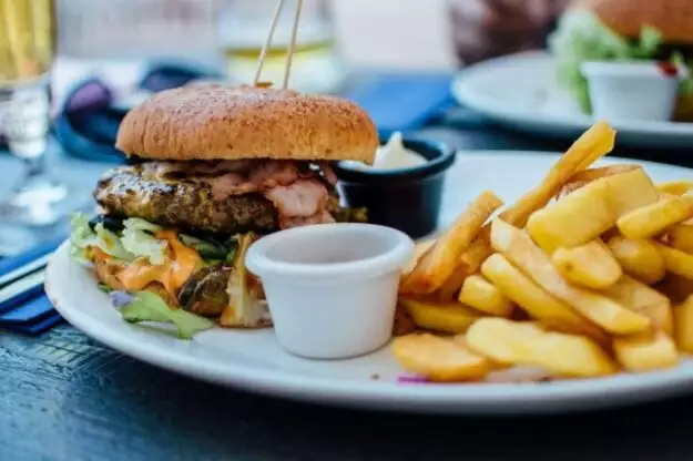 how to stop eating junk food