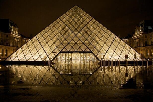 louvre Pyramid, pyramid