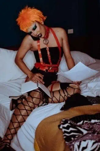 Fishnet stockings 