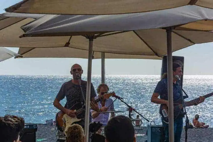 beach concert
