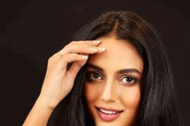 Archita Naik: The Story of a Stunning Model & Aspiring Actor 9