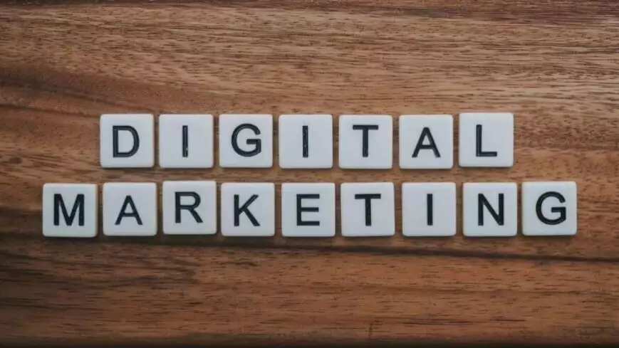 What is a Digital Marketer - 7 Amazing Facts 1 digital marketer