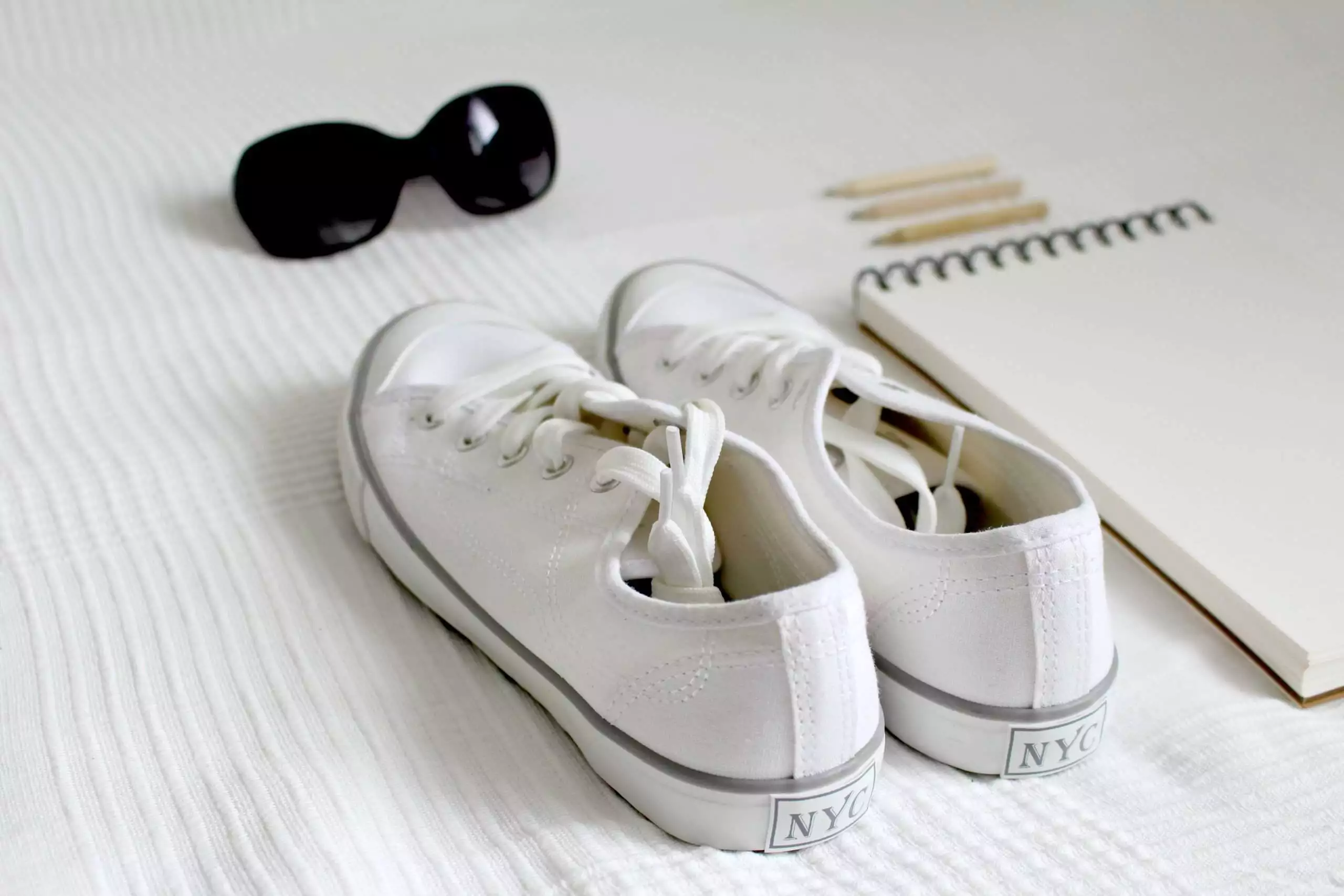 20 Trendy White Sneakers For Men 2 Best white sneakers for men